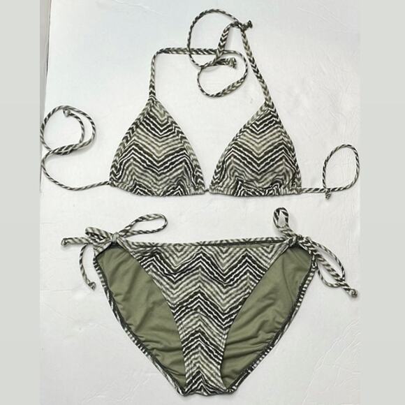 Old navy olive green printed bikini, small top, large bottoms - Picture 1 of 6